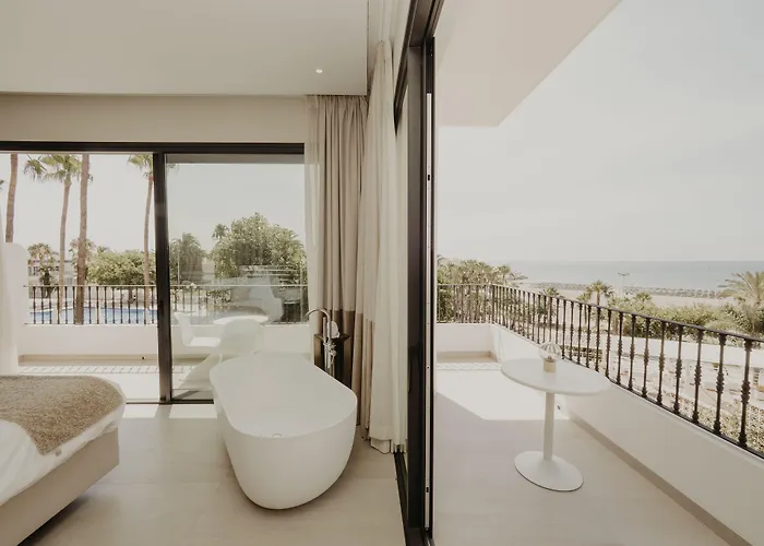 Silken Comfy Studios Hotel